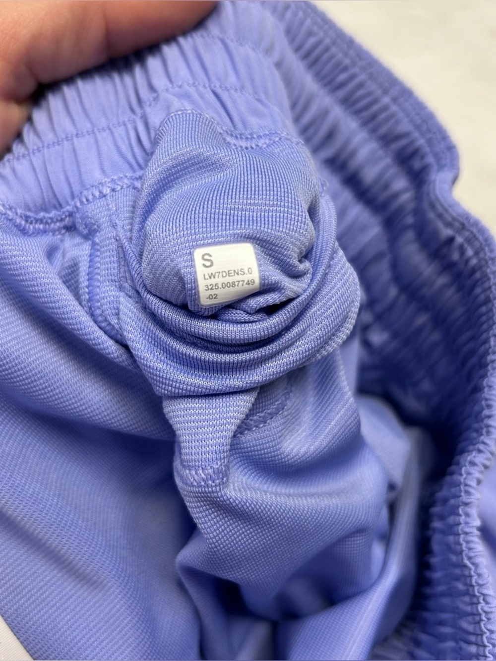 Lululemon Shake It Out High-Rise Run Short 2.5" Dusty Lilac / Size S - Picture 4 of 7